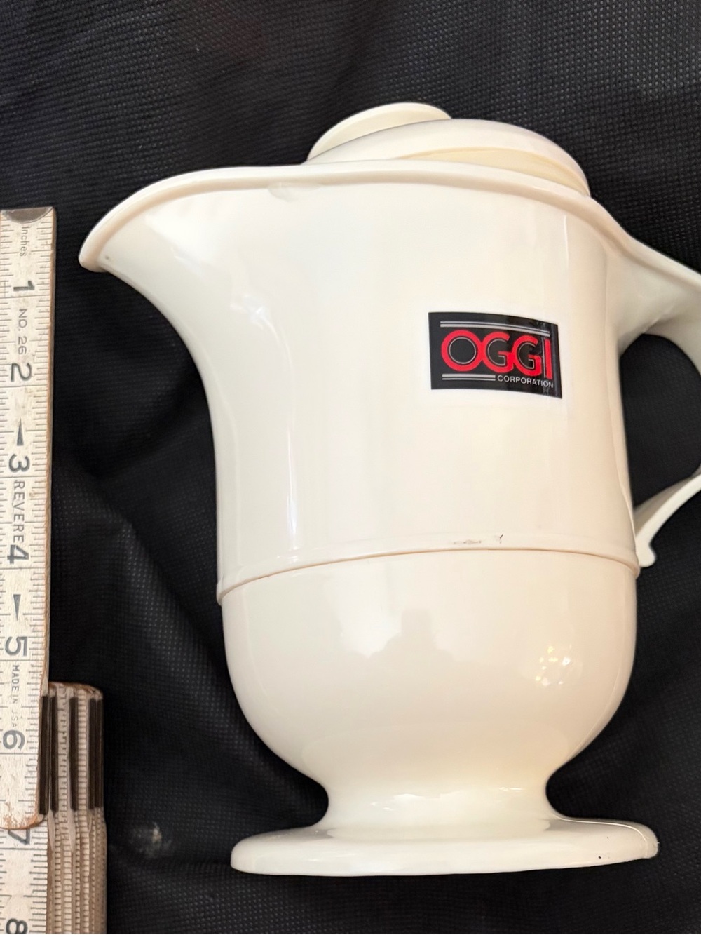 OGGI Cream Plastic Pitcher - Cream White Serveware